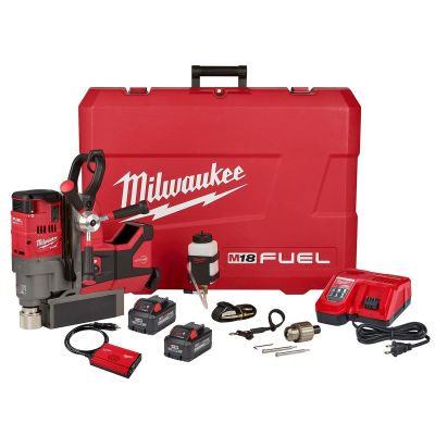 MLW2788-22HD image(0) - M18 FUEL 1-1/2" Lineman Magnetic Drill High Demand Kit