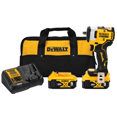 DWTDCF913P2 image(0) - DeWalt 20V MAX 3/8" IMPACT WRENCH KIT