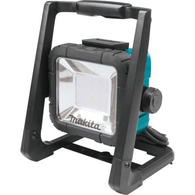 MAKDML805 image(0) - Makita 18V LXT Cordless/Corded 20 LED Flood Light (Bare)