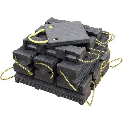 AMN15255 image(0) - FR Industrial Cribbing Set with Jack Plate