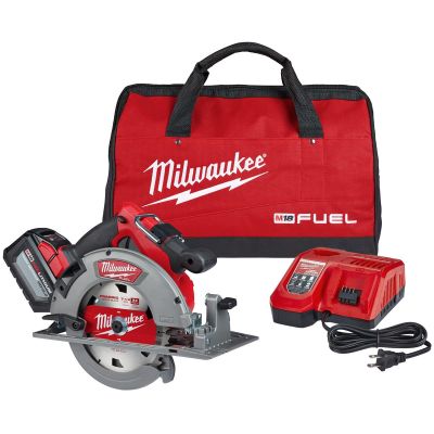 MLW2732-21HD image(0) - Milwaukee Tool M18 FUEL 7-1/4" Circular Saw Kit