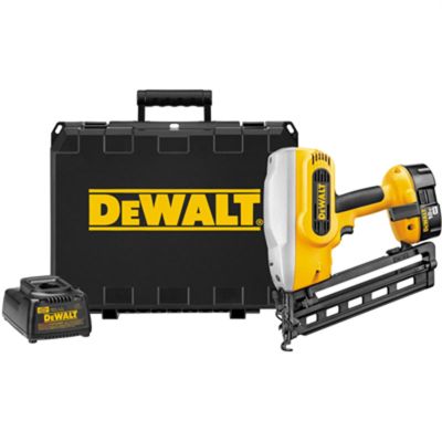 DWTDC618K image(0) - DeWalt ANGLE NAILER 18V