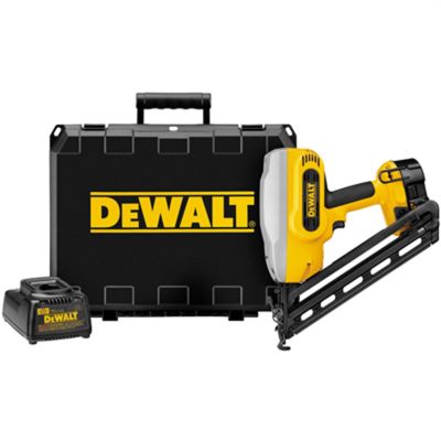 DWTDC628K image(0) - DeWalt XRP 1-1/4" - 2 1/2" (32MM - 65MM) 15 Gauge 18V 20