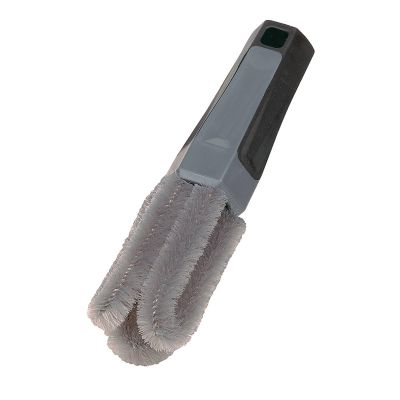 CRD92019 image(0) - Carrand Lug Nut Brush